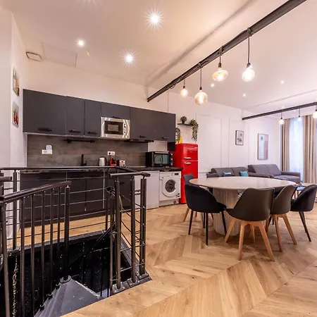 Off Spacious 4-star Family For 10 Guests 3br Appartement *